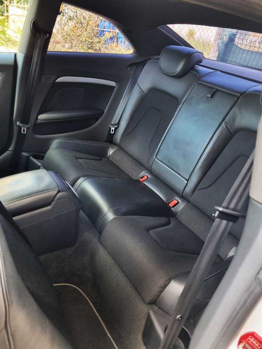 Audi A5 2.0TDI S-LINE FULL EXTRAS