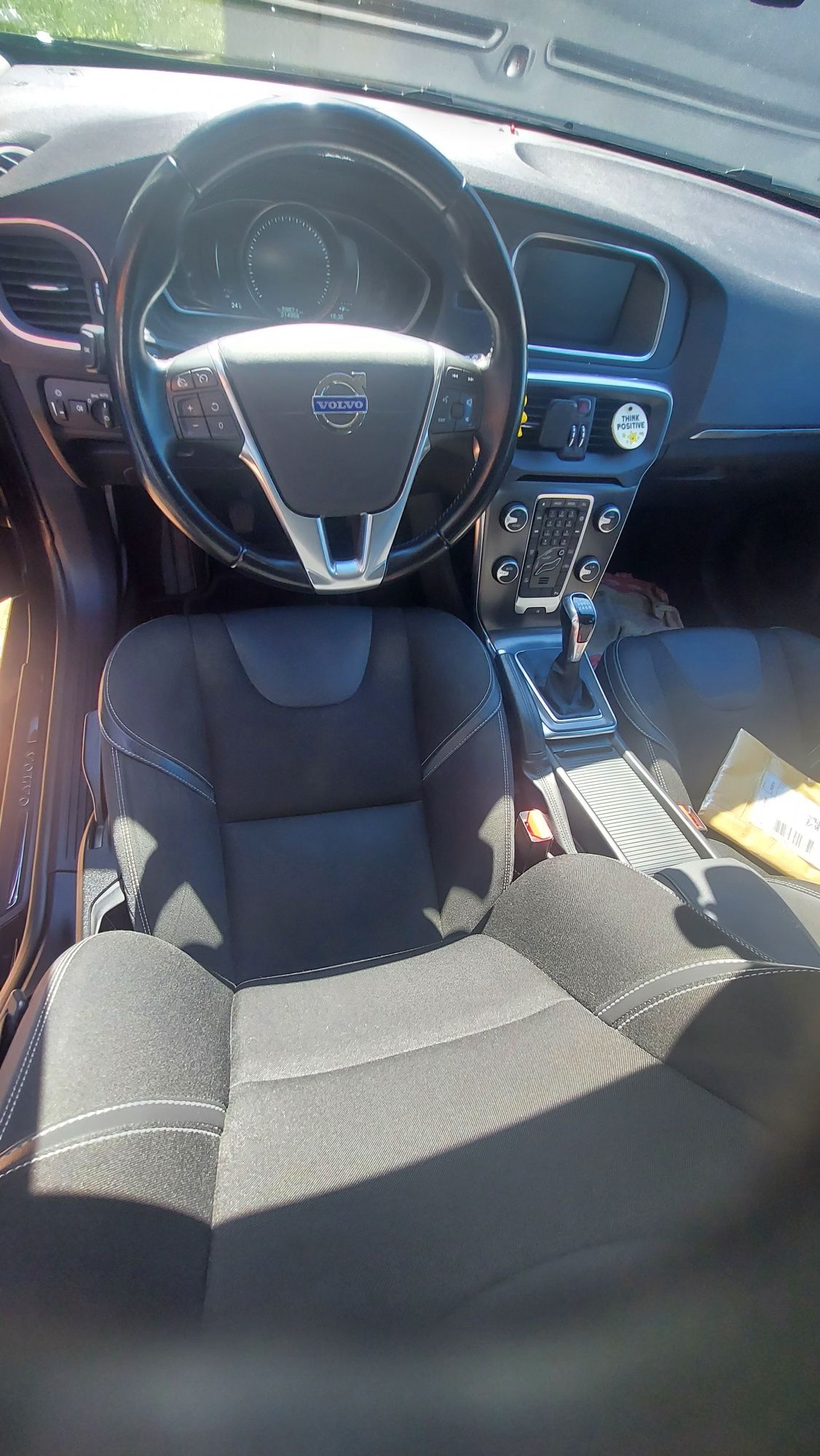 Volvo v40 5d 2.0 190km