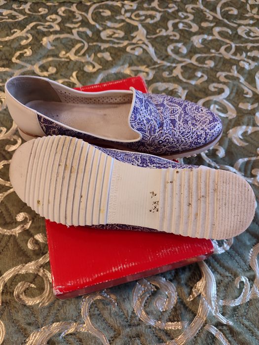 Продам летние тапочки б/у