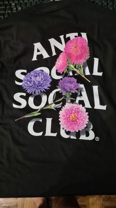 T-shirt Anti Social Social Club Broken Vase Black Tamanho M Nova