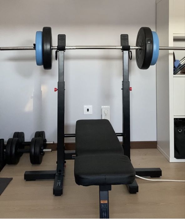 Banco de Musculação Supino Plano, Inclinavel, com Suportes de Barra