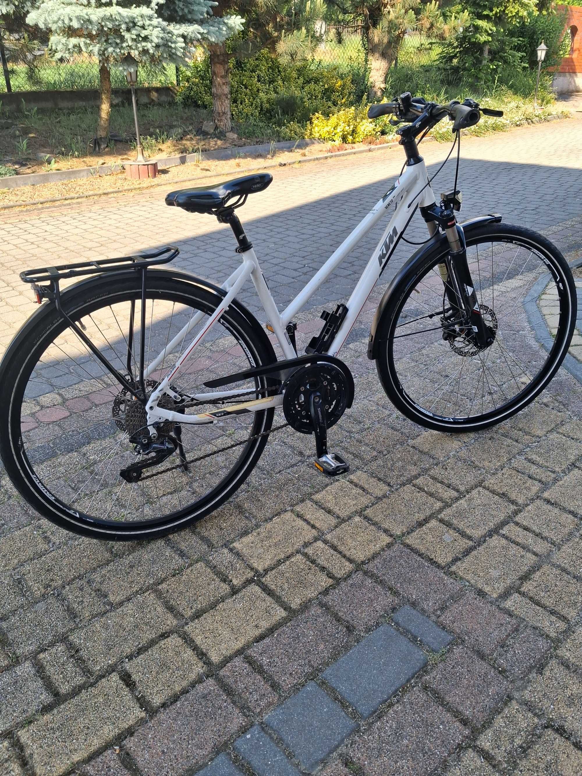 Rower  damka KTM VENETO LIGHT DISC 46 SHIMANO deore kola 28