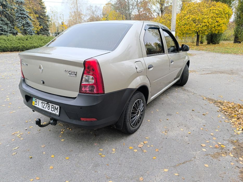 Renault Logan 1,4. 2012 рік
