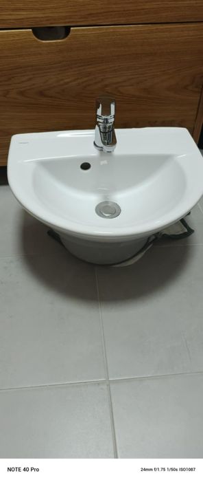 Cersanit umywalka łazienkowa z baterią