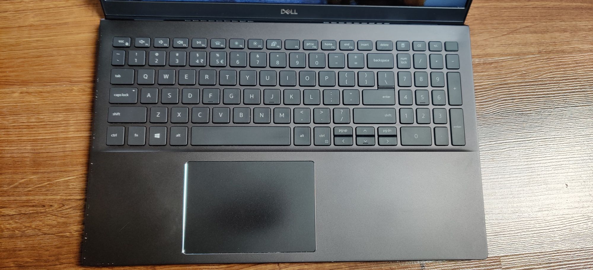 Dell Vostro 5502, i7, 32 GB, 512 GB, MX330 2GB, W11 Pro, Gwarancja