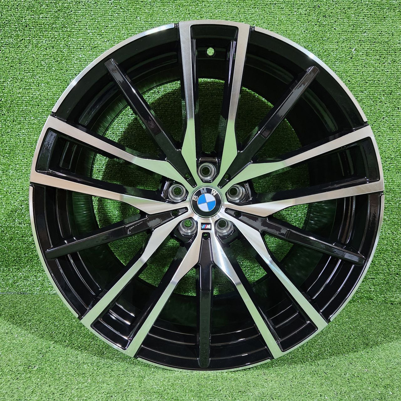 Нові диски різноширокі 5x120 R21 CB74,1 BMW X5 F15 E70 X6 F16 E71