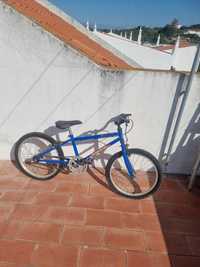 Bicicleta de criança