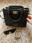 Продам шикарную сумку Michael kors оригинал