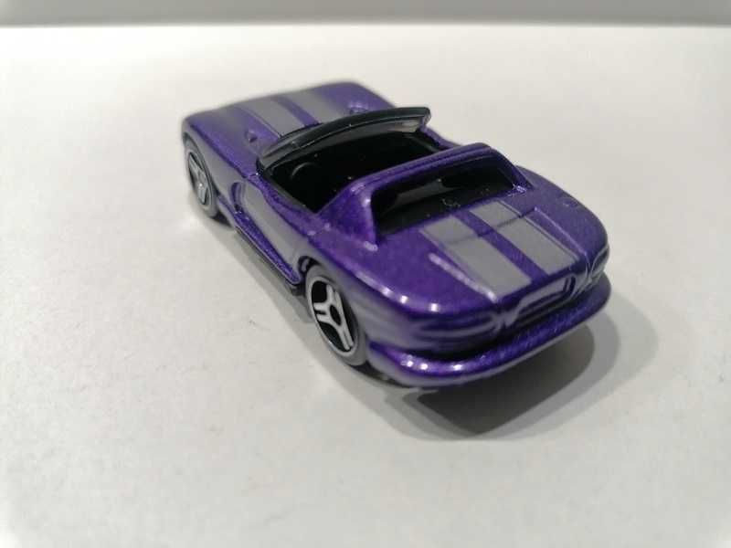 Hot Wheels Viper RT 10