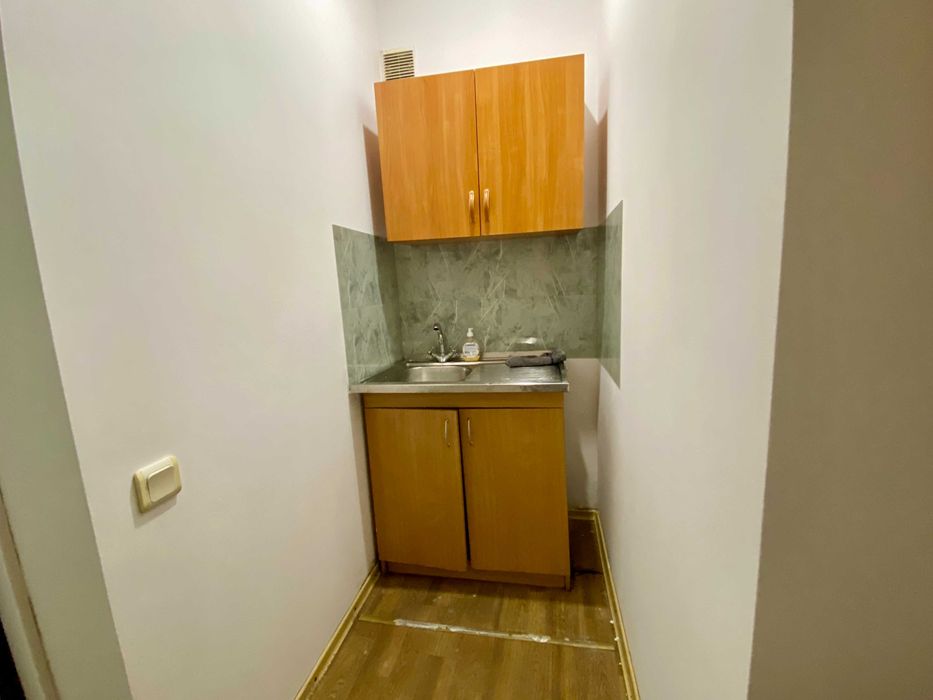 Комерційне дворівневе приміщення в центрі міста (вул. Перемоги).