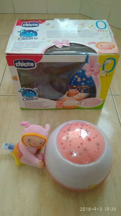 Projector de estrelinhas c música