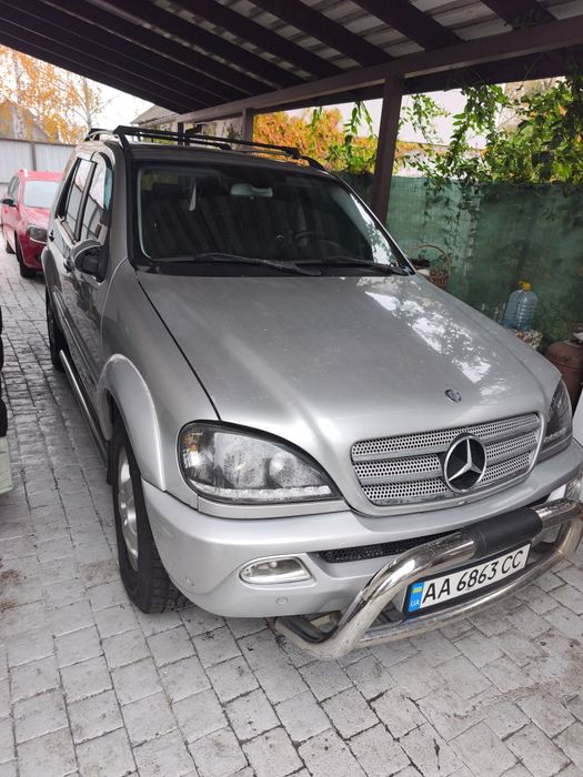Мерседес Мл 270  2005