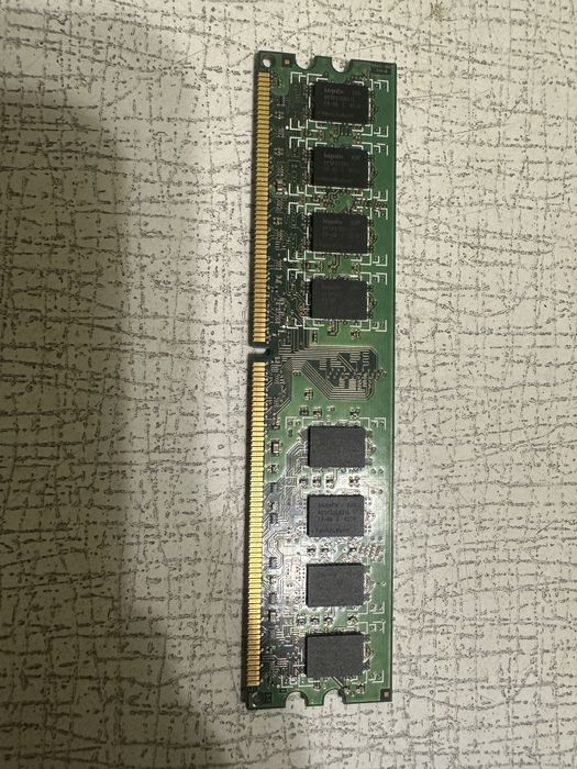 Оперативна память Hynix ddr2-800 2048mb
