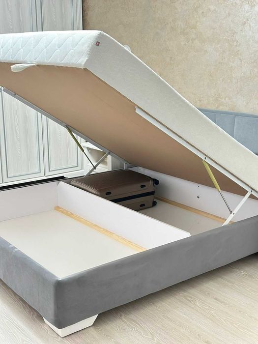 Ліжко двоспальне 180/200