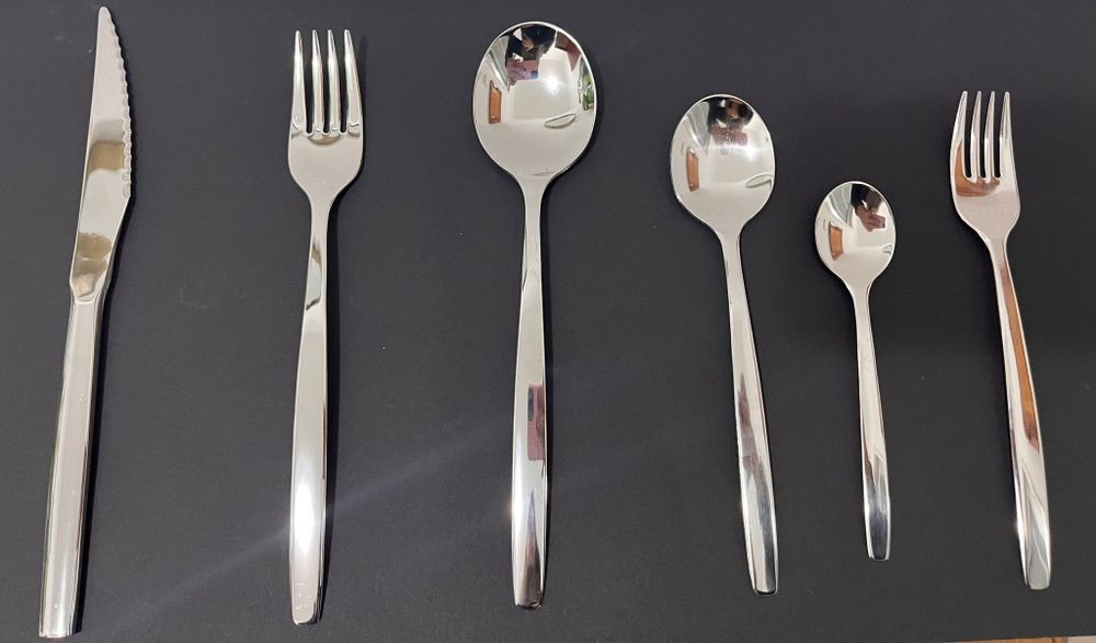 Vendo faqueiro 75 peças NORDICO  completamente novo