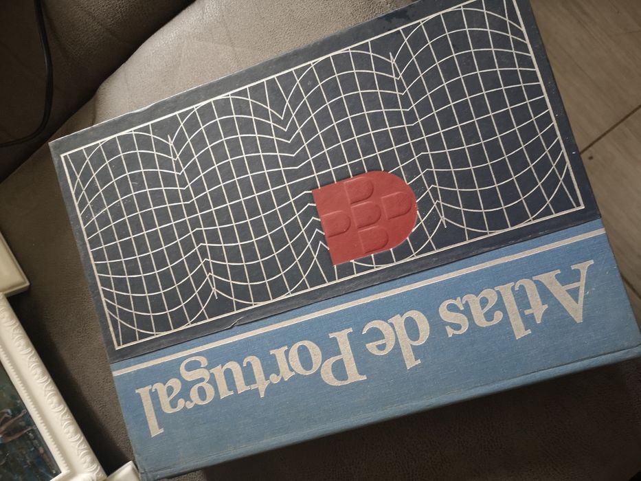 Livro - atlas de portugal