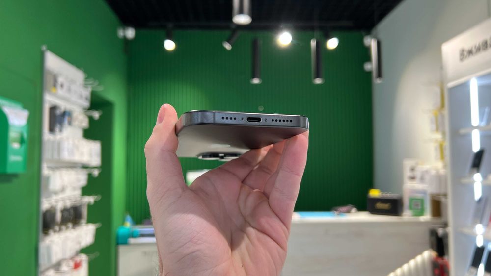Магазин Apple iPhone 15 Pro Max 256GB Black Titanium Гарантія Trade In