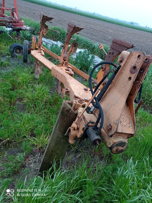 Przyczepa objętościowa do kukurydzy dolny zaczep