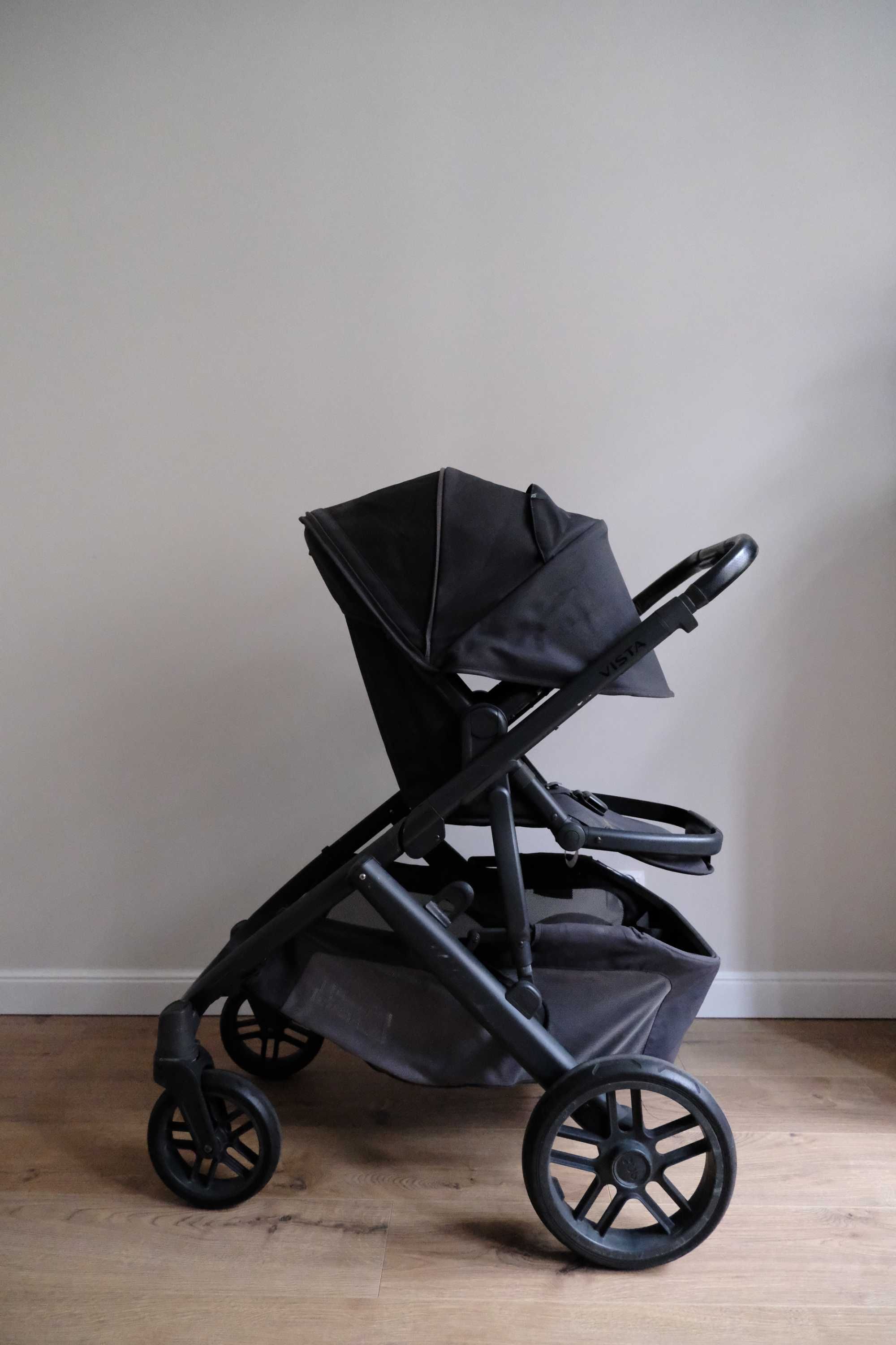 UPPAbaby Vista V2 wózek podwójny rok po roku