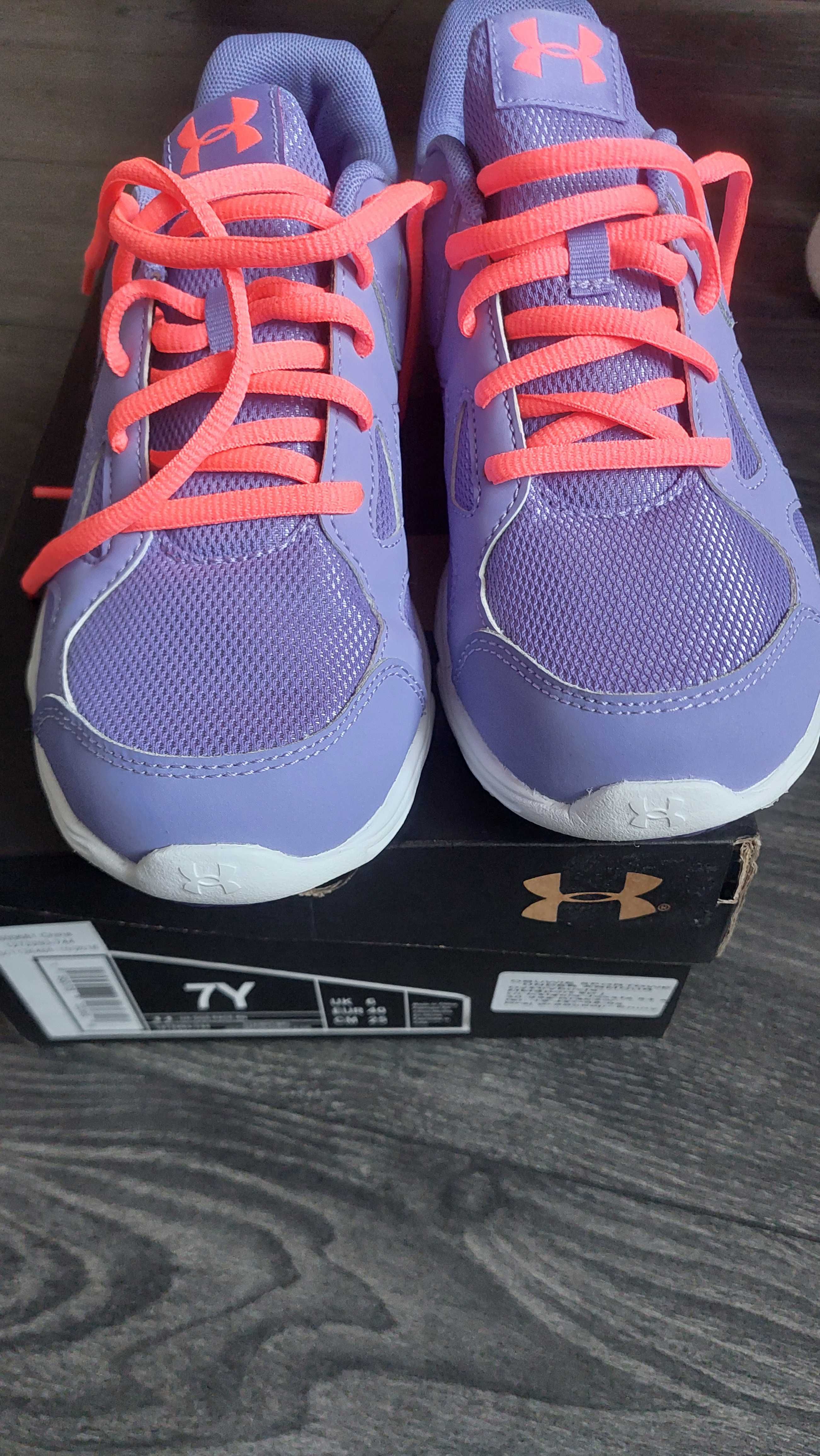 Nowe buty damskie Under Armour 40 25cm