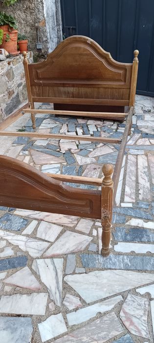 Cama casal madeira sem bicho