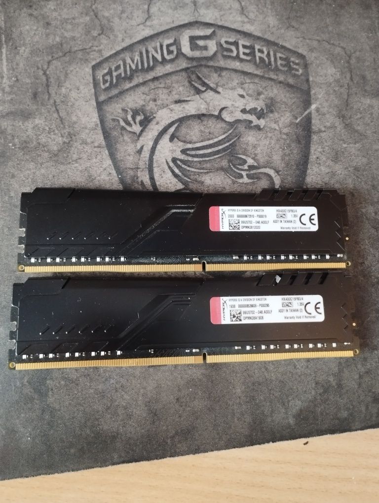 Оперативная память 2планки Hyperx  ddr4 в хорошем состоянии!