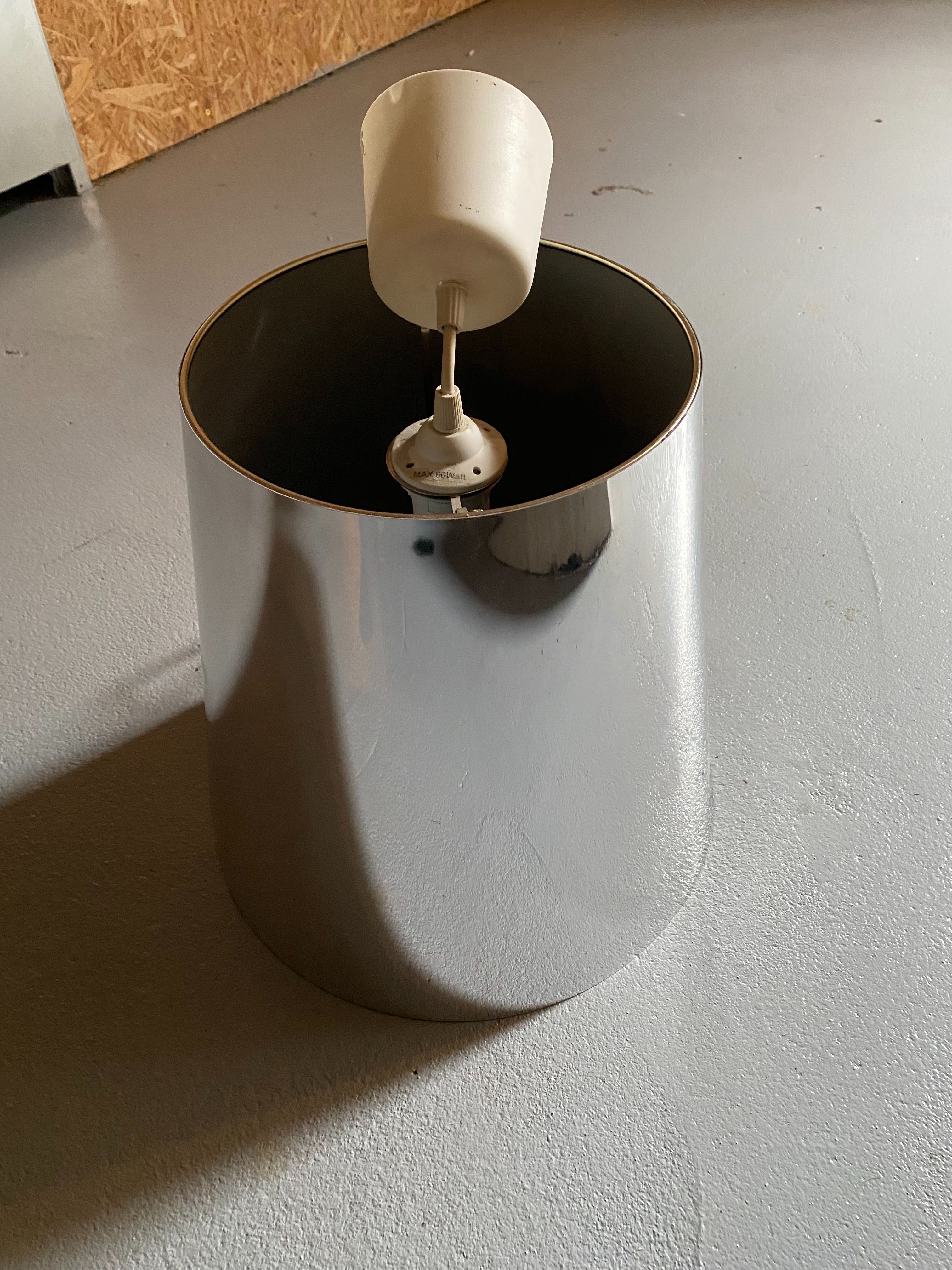 Lampa wisząca srebrna