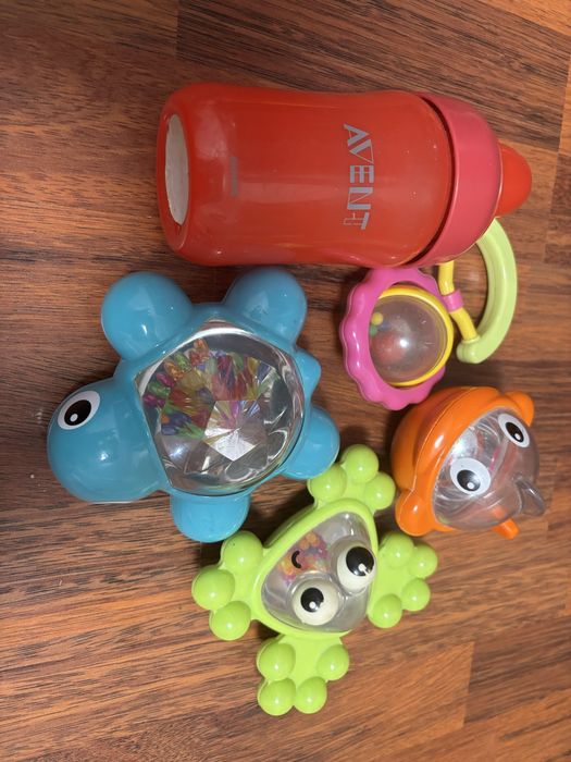 Пляшка для води AVENT, іграшки для ванни