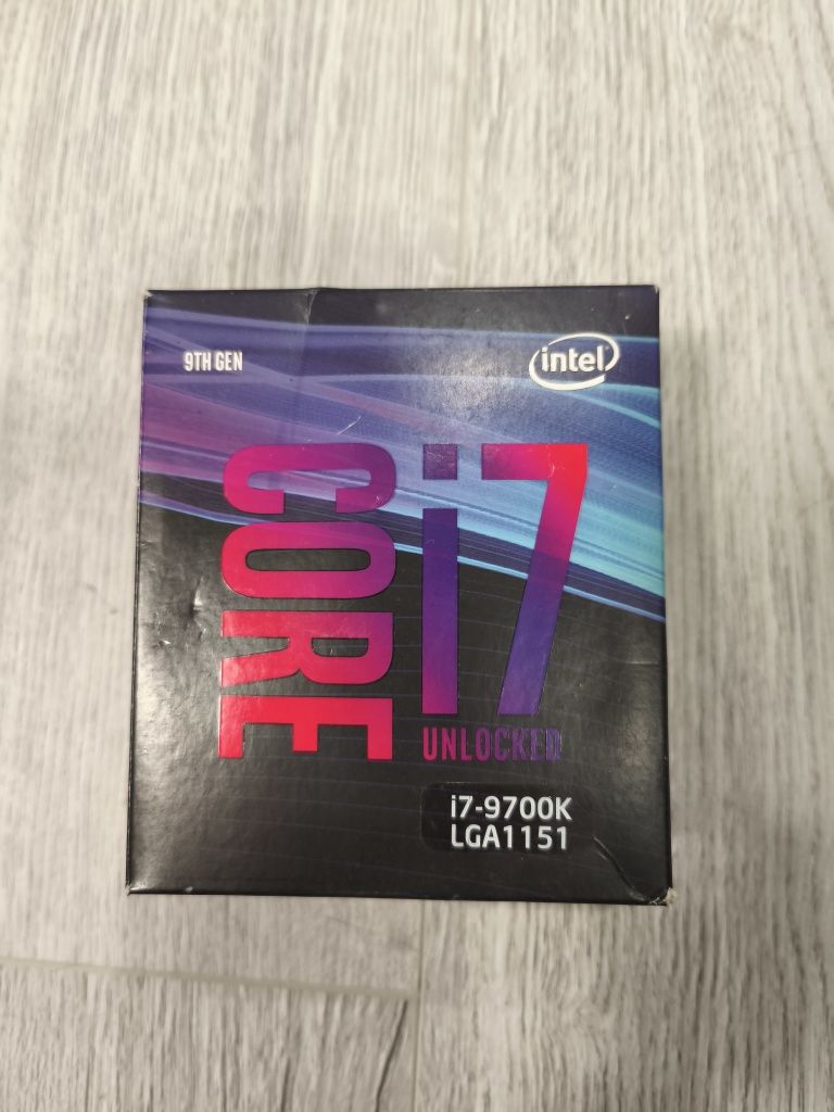 Продам intel core i7 9700k, msi z390a pro, huperX ddr4 32gb