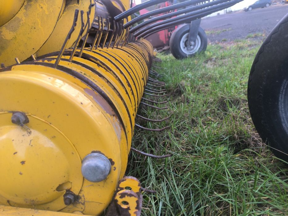 Heder podbieracz New Holland