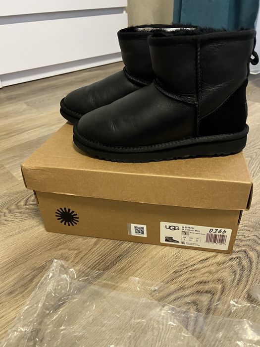 Жіночі Ugg 38 розмір