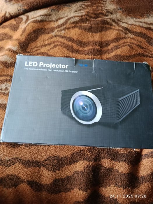 LED Projector  новий продається