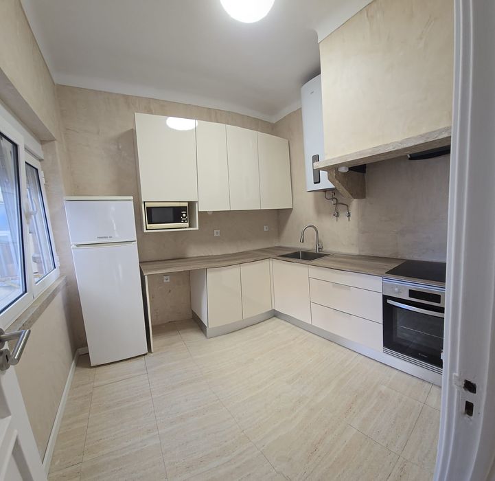 Obras • Remodelações • Reparações • Handyman