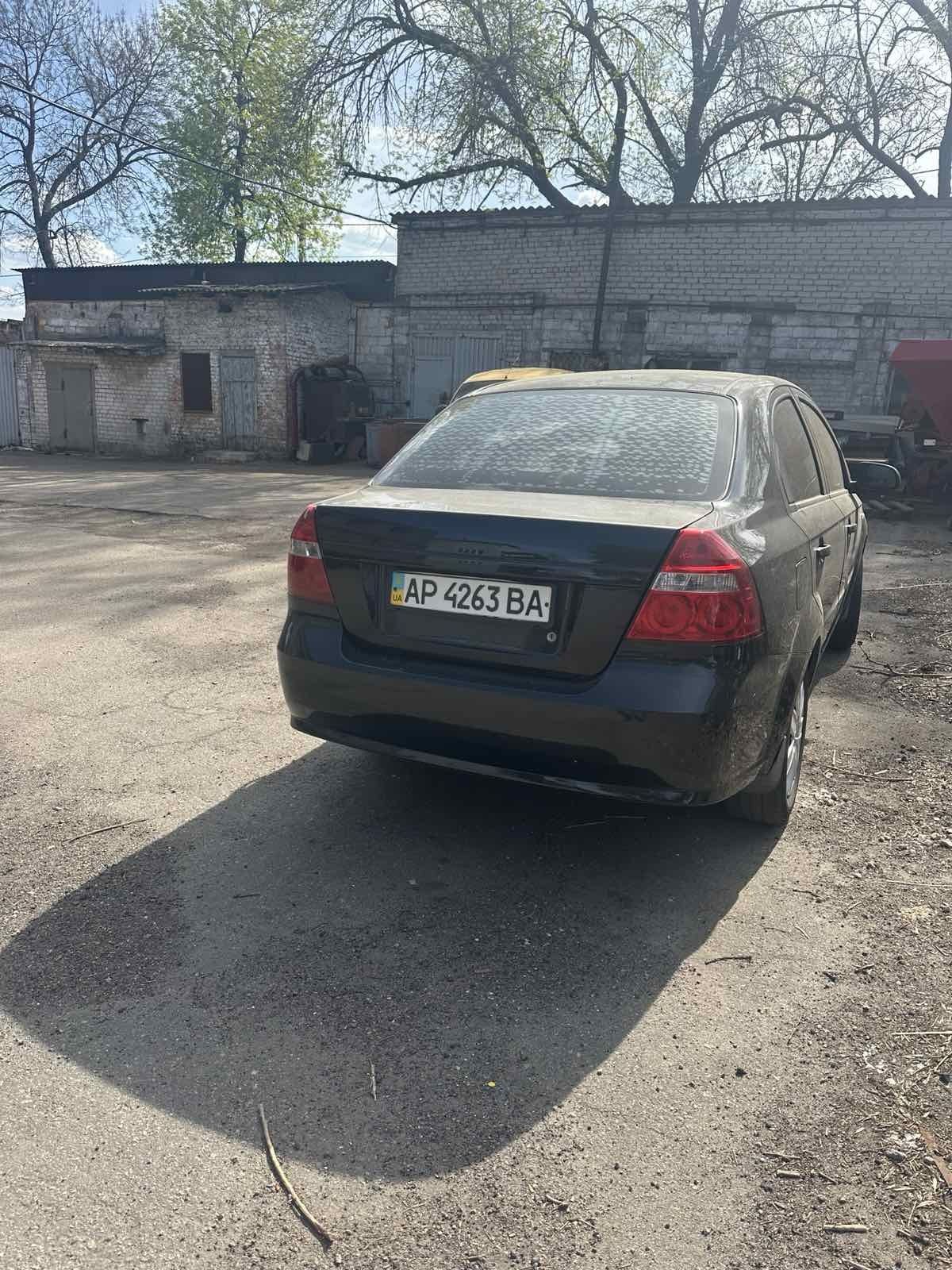 Автомобіль  Авео