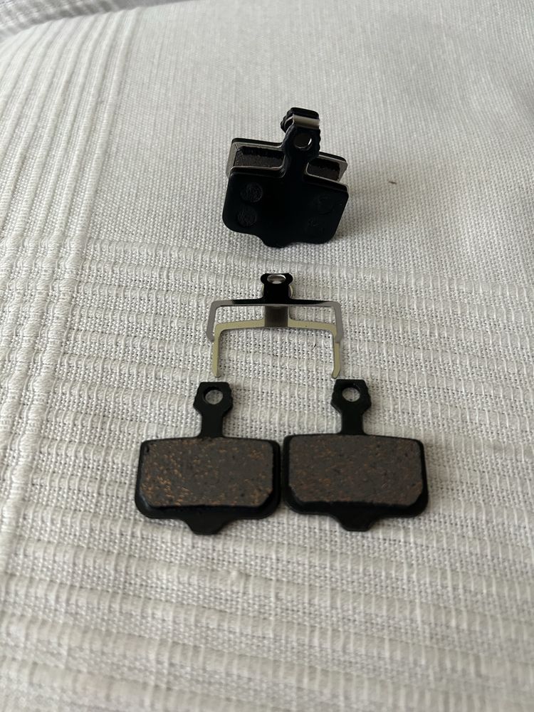 Klocki hamulcowe sram axs rival force red nowe komplet