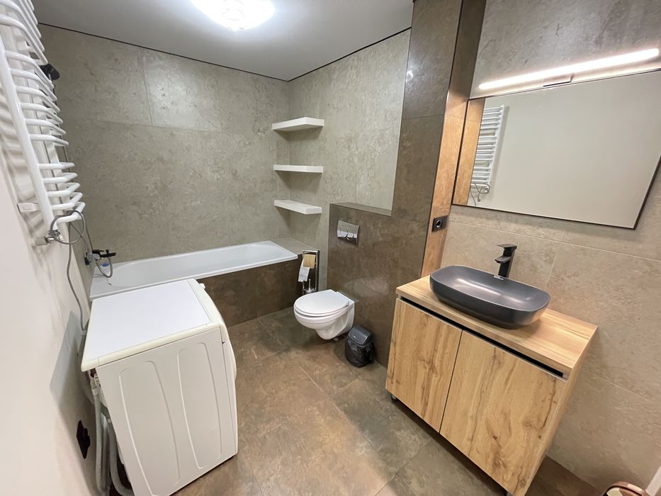 ОРЕНДА 2 кім з кухнею-студією вул. Сахарова