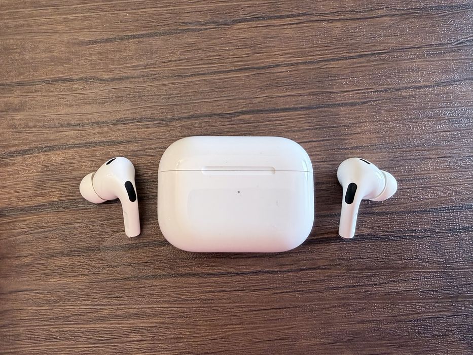Apple AirPods Pro 2 Lightning MagSafe + etui Spigen + KRK