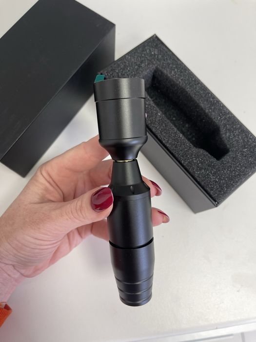 Bezprzewodowe Urzadzenie do makijazu permanentnego EVORA