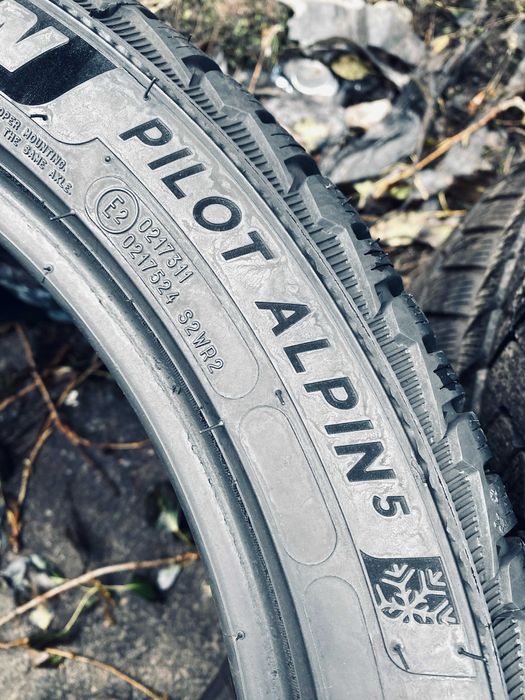 235 45 18 Michelin Pilot Alpin 5 85% Зима 2023 Гарантія