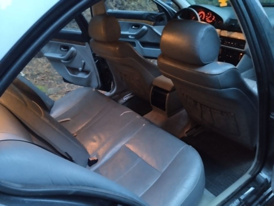 BMW e39 525tds     .