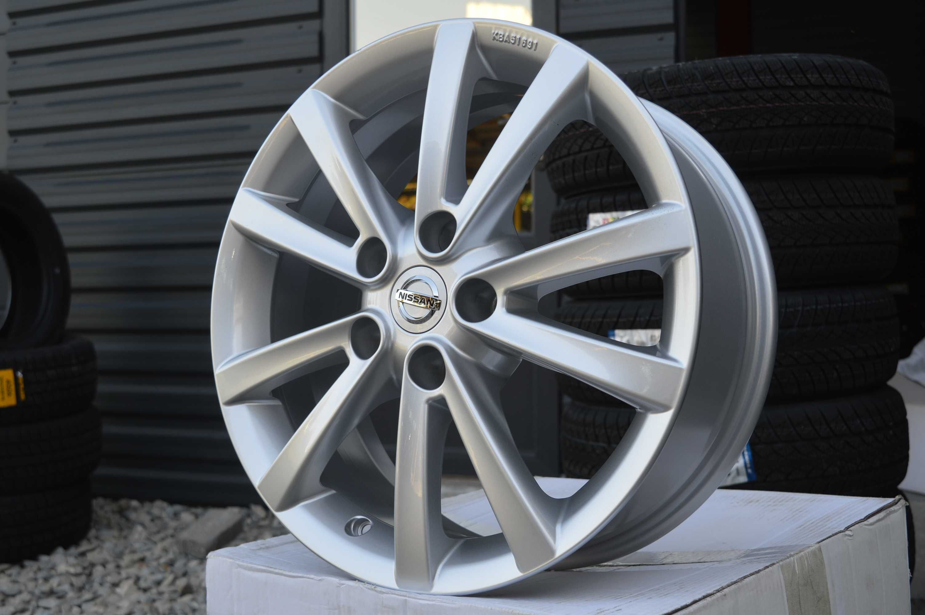 Нові Оригінал Nissan R17 5x114.3 Juke Qashqai Xtrail Renault Megane 3