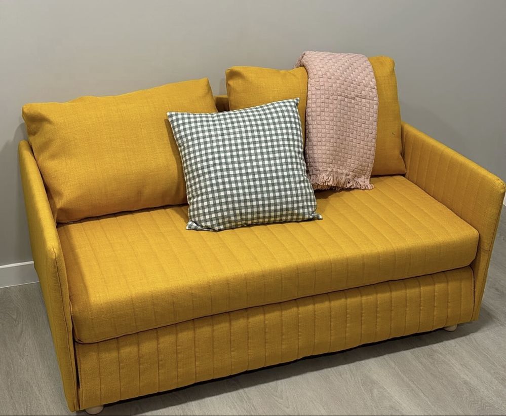 Sofa-cama em bom estado