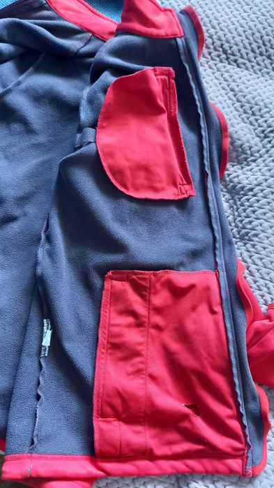 Funkcjonalna czerwona bluza męska, rozmiar L