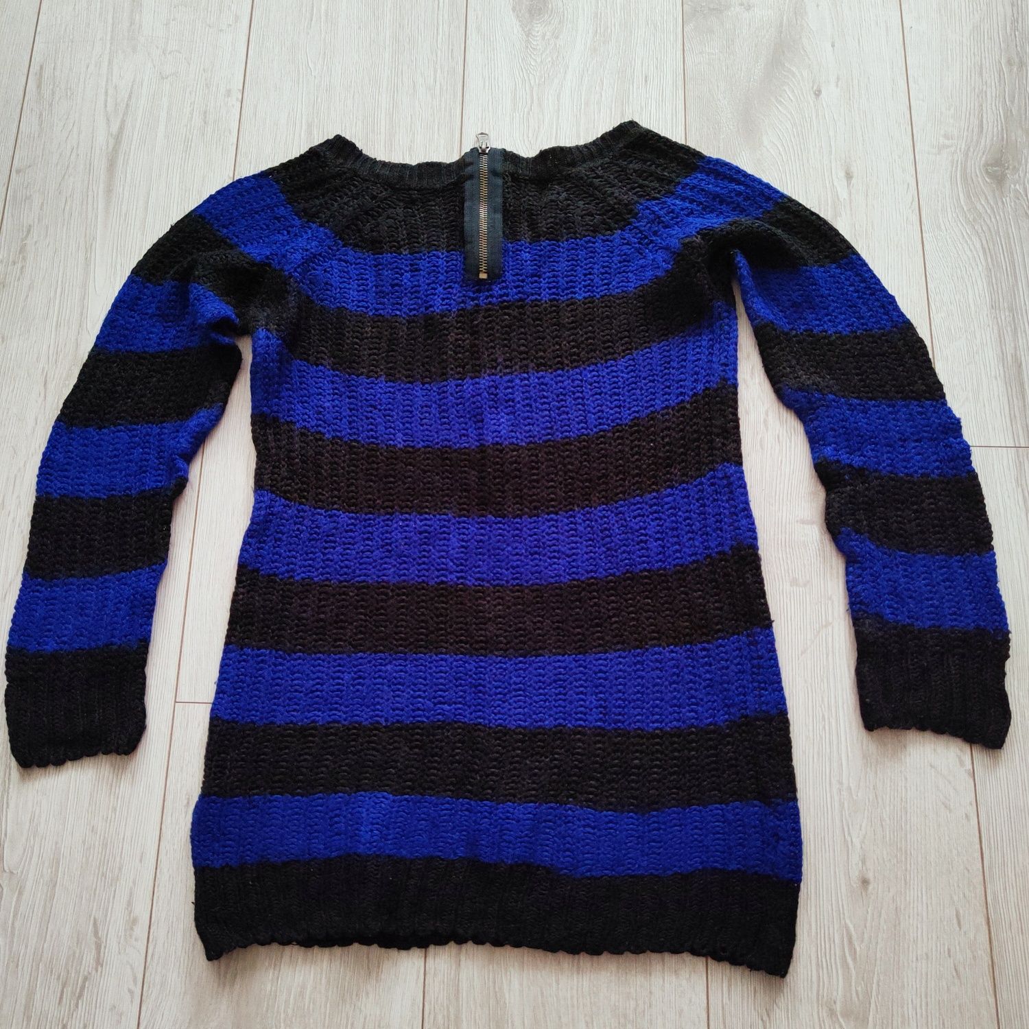 Sweter chabrowy w czarne paski Reserved rozmiar S