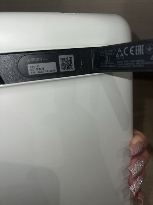 Графічний планшет Wacom One (DTC133W0B)