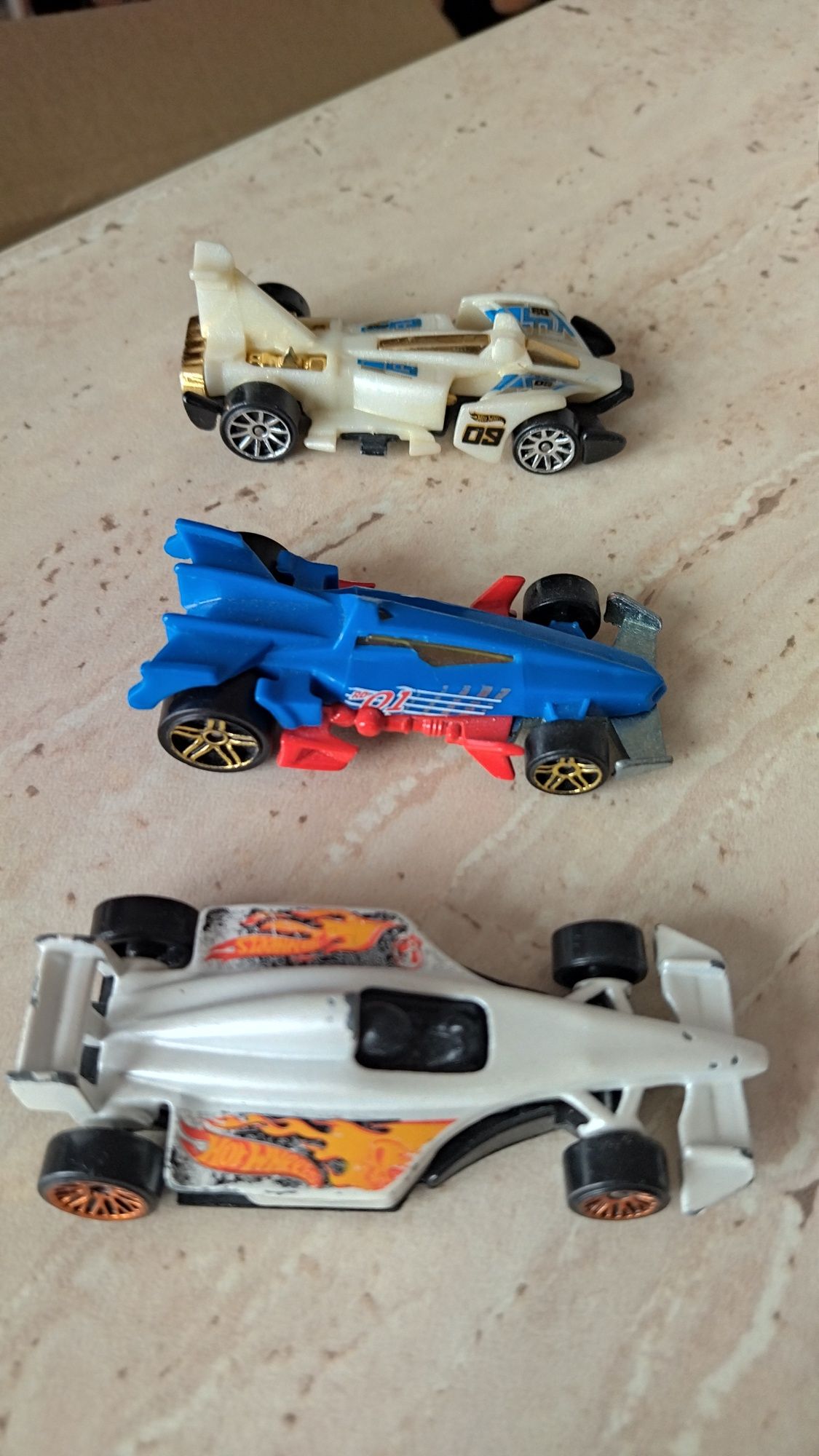 Samochodziki/Auta/Resoraki Hot Wheels 15 szt.