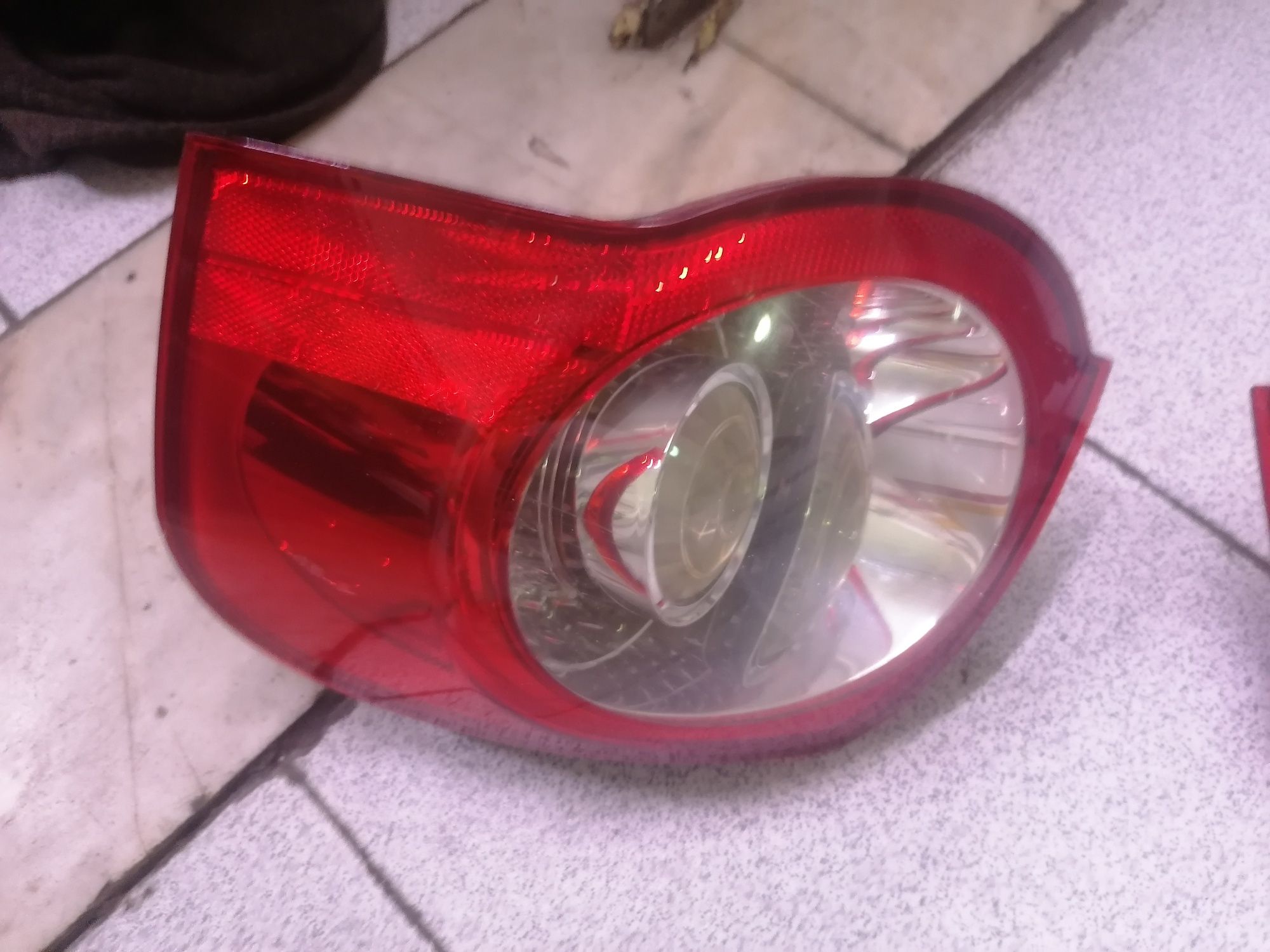 Faróis trazeiros vw passat b6