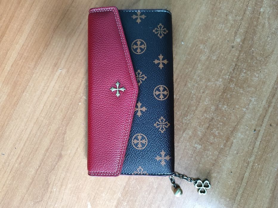 Продам сумки та гаманець