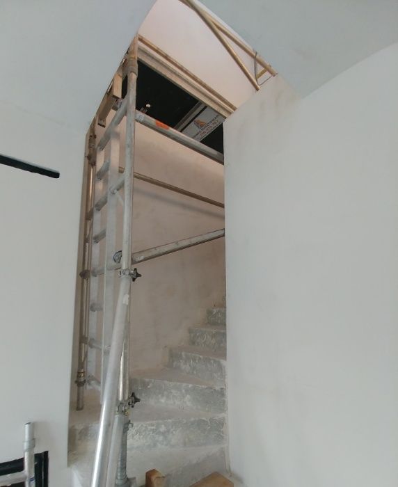 Wynajem rusztowania aluminiowe przejezdne jezdne od 7 zł za metr.