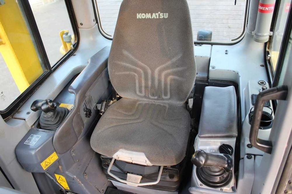 Spychacz Komatsu D61PX-15E0 - Wynajem